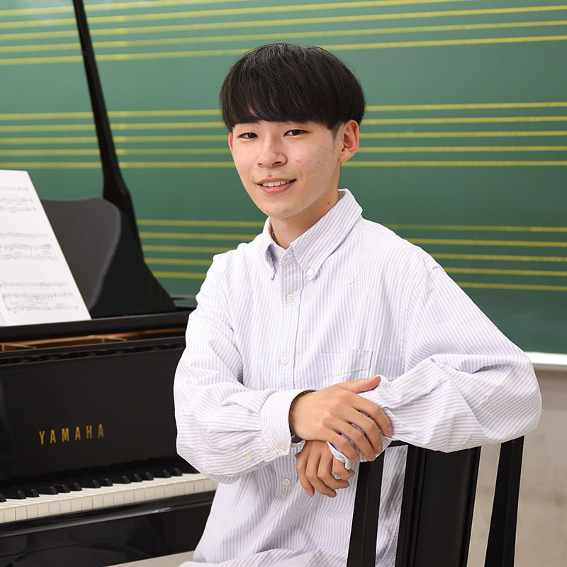 市東 完吾 さん
